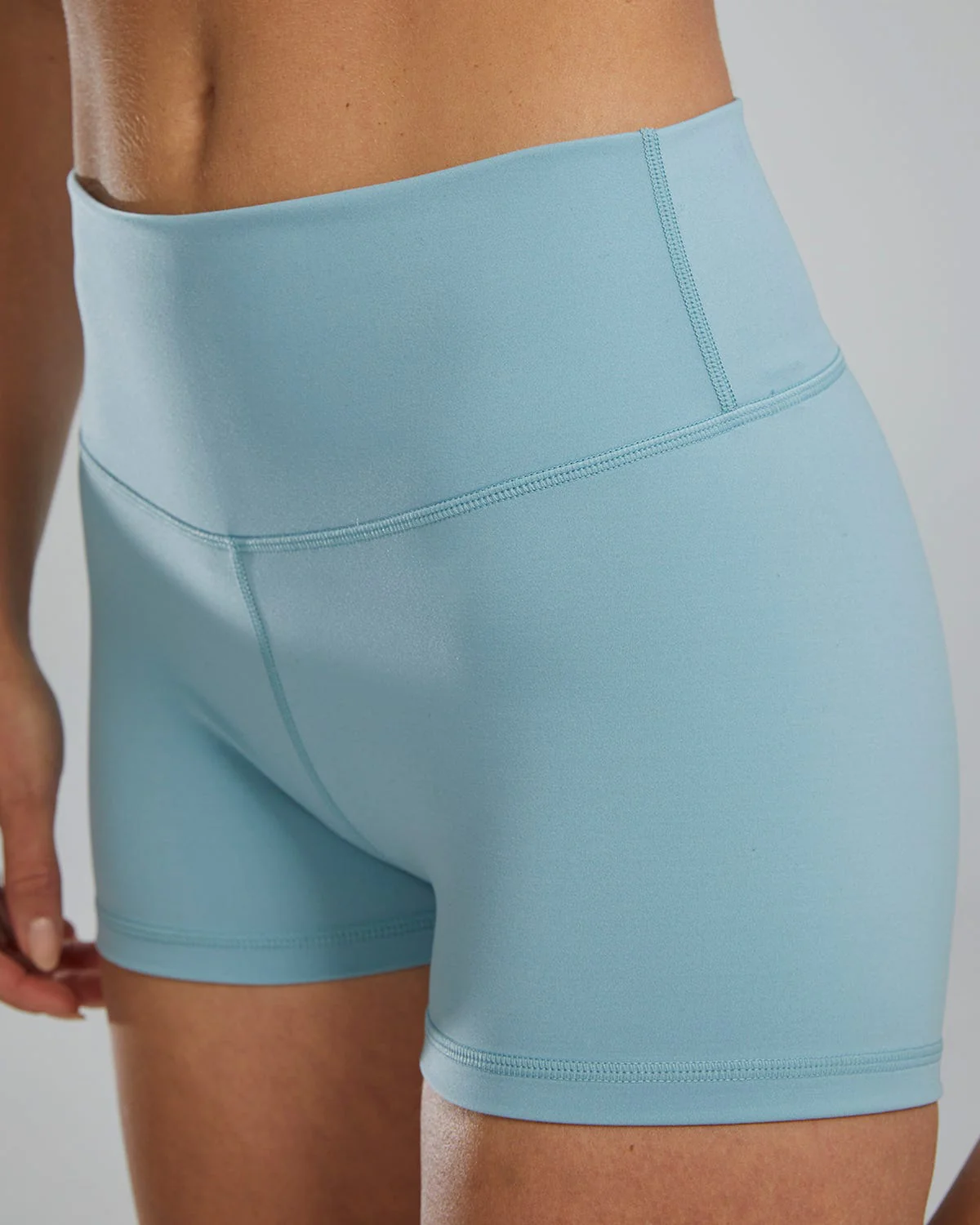 Joule Elite⢠Women's High-Rise 2" Short - Solid - Image 5